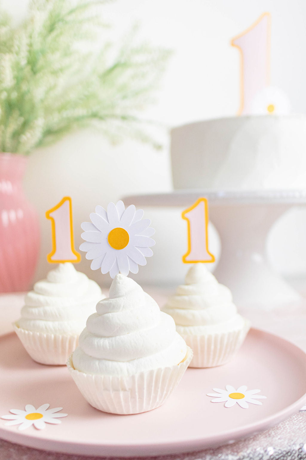 Daisy Cupcake Toppers